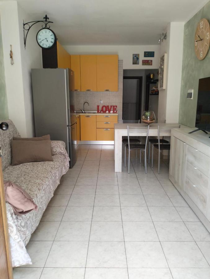 Love Apartment La Spezia Luaran gambar