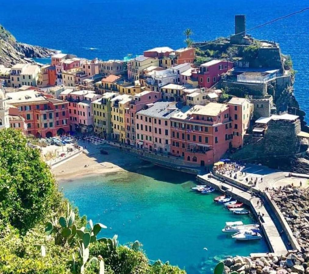 Love Apartment La Spezia Luaran gambar
